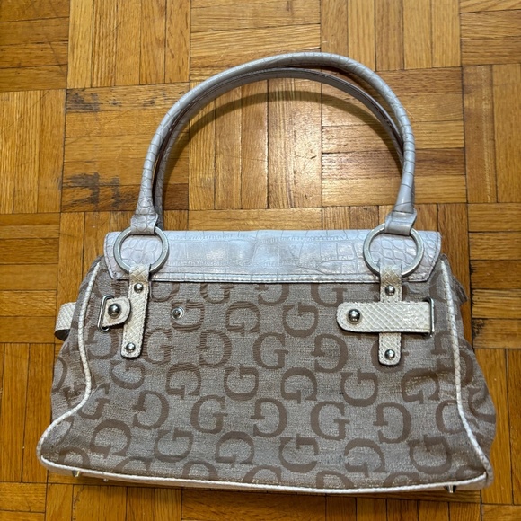 ADORABLE guess y2k 90s purse - Picture 6 of 7